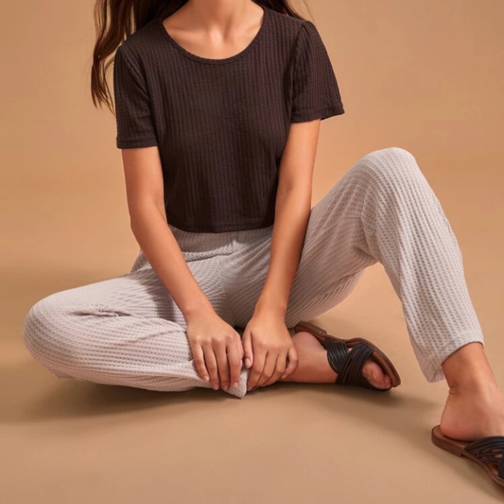 (Set) Waffle knit crop tee with pants pj